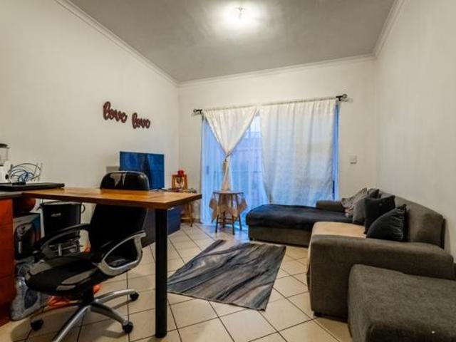 Apartment for sale in Cape Town, Western Cape