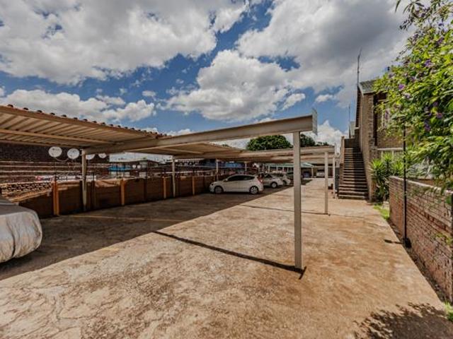Apartment for sale in Westonaria, Gauteng