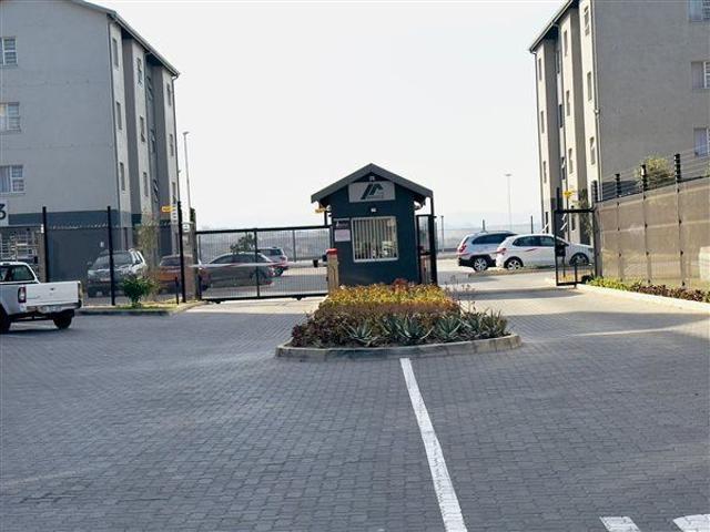 Apartment for rent in KwaMashu