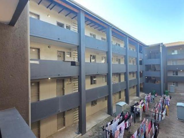 Apartment for rent in Seaview, Kwazulu-natal