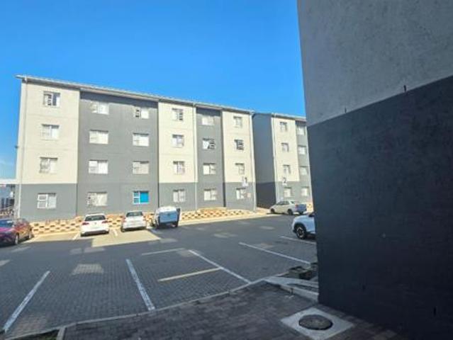 Apartment for rent in Seaview, Kwazulu-natal