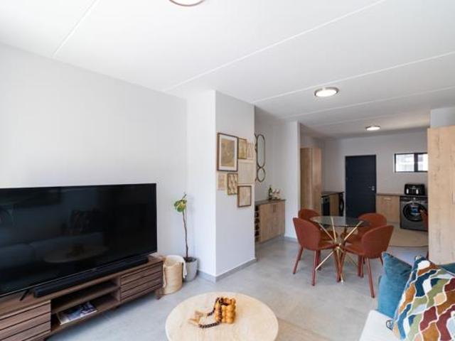 Apartment for sale in Vosloorus, Gauteng