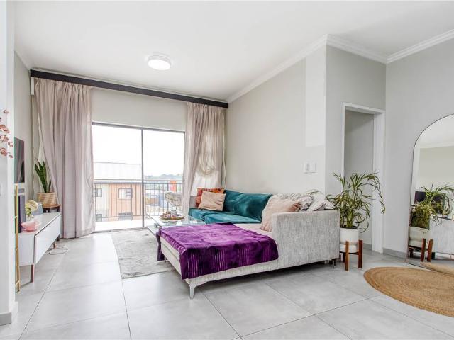 Apartment for sale in Johannesburg, City of Johannesburg Metropolitan Municipality