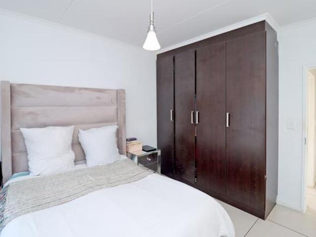 Apartment for sale in Vosloorus, Gauteng