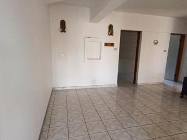 Apartment for rent in Seaview, Kwazulu-natal