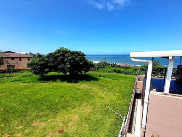 Apartment for sale in La Mercy, Kwazulu-natal