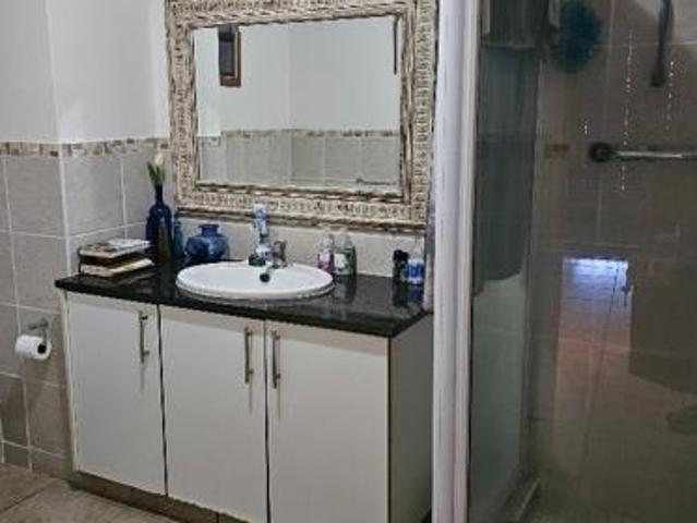 Apartment for sale in La Mercy, Kwazulu-natal