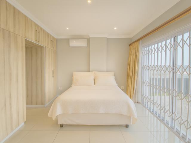 Apartment for sale in La Mercy, eThekwini Metropolitan Municipality
