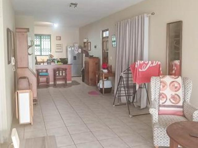 Apartment for rent in La Mercy, Kwazulu-natal