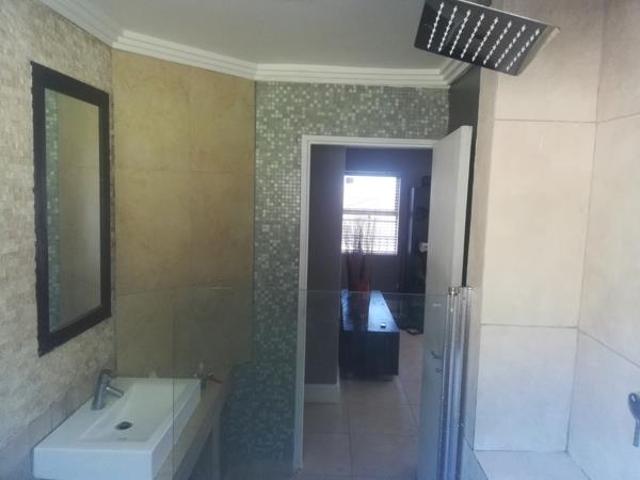 Apartment for sale in La Mercy, Kwazulu-natal