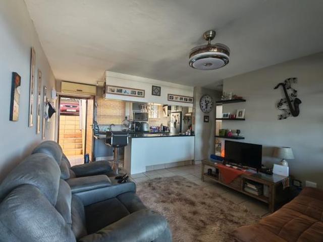 Apartment for sale in La Mercy, Kwazulu-natal