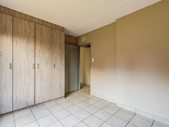Apartment for rent in Waterkloof, Gauteng
