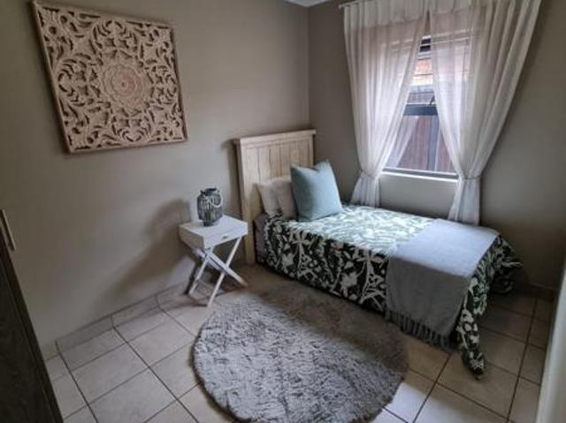 Apartment for rent in Waterkloof, Gauteng