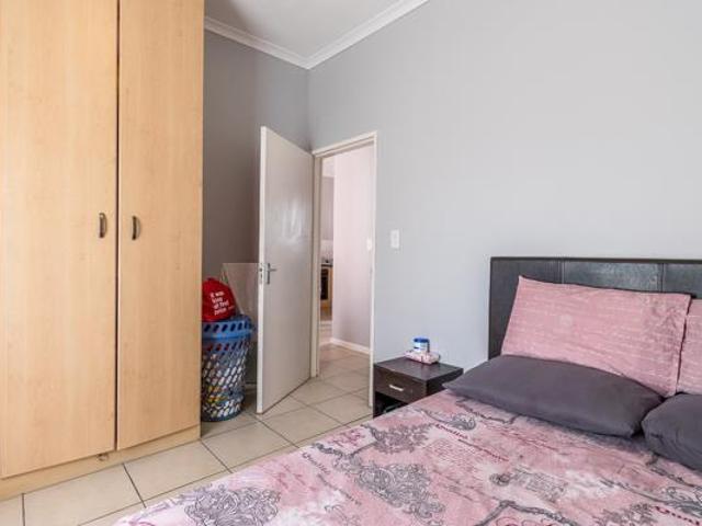Apartment for sale in Cape Town, Western Cape