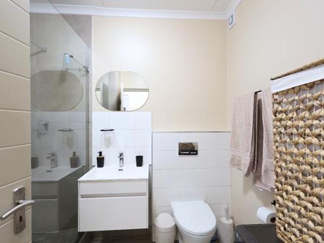 Apartment for rent in Cape Town, City of Cape Town