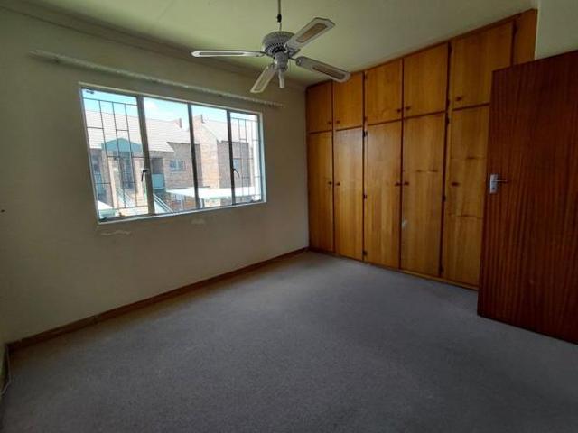 Apartment for sale in Bloemfontein, Free State