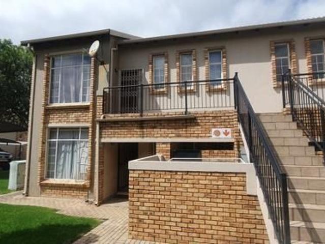 Apartment for rent in Nooitgedacht, Gauteng