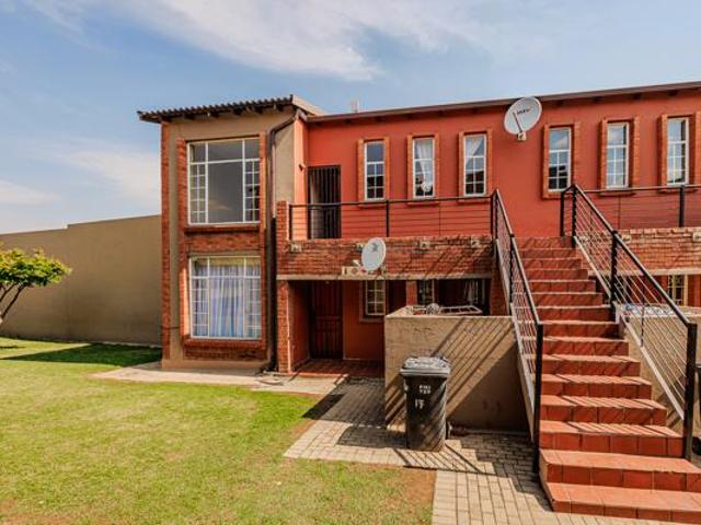 Apartment for sale in Westonaria, Gauteng