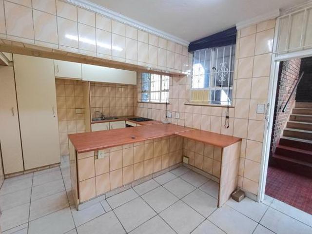 Apartment for rent in Waterkloof, Gauteng