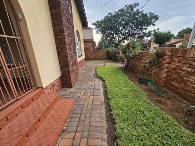 Apartment for rent in Waterkloof, Gauteng