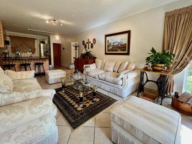 Apartment for rent in Waterkloof, Gauteng