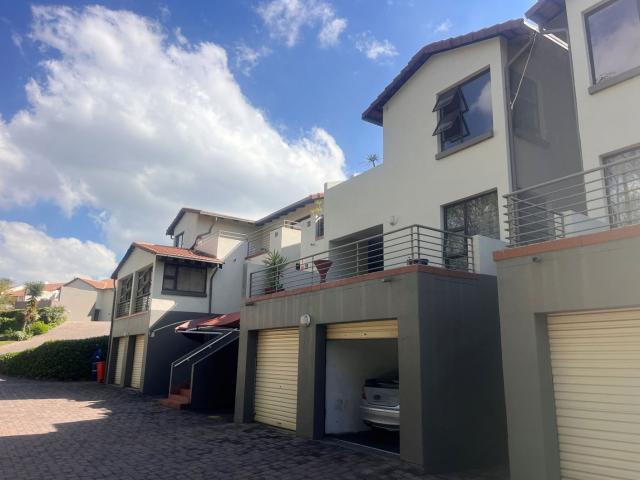 Apartment for sale in Vosloorus, Gauteng