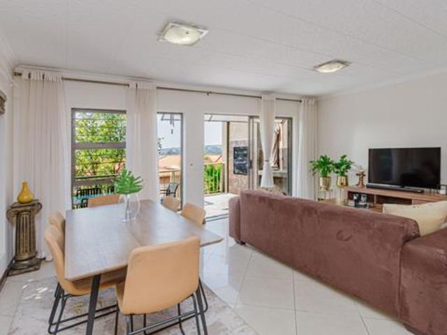 Apartment for sale in West Rand Garden estates, Westonaria Local Municipality