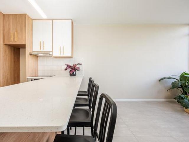 Apartment for sale in Cape Town, Western Cape