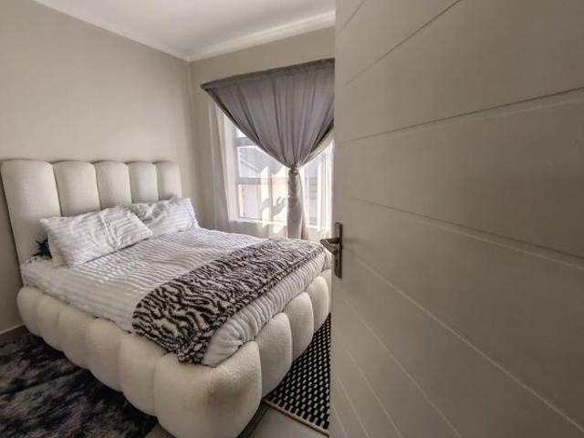 Apartment for rent in Waterkloof, Gauteng