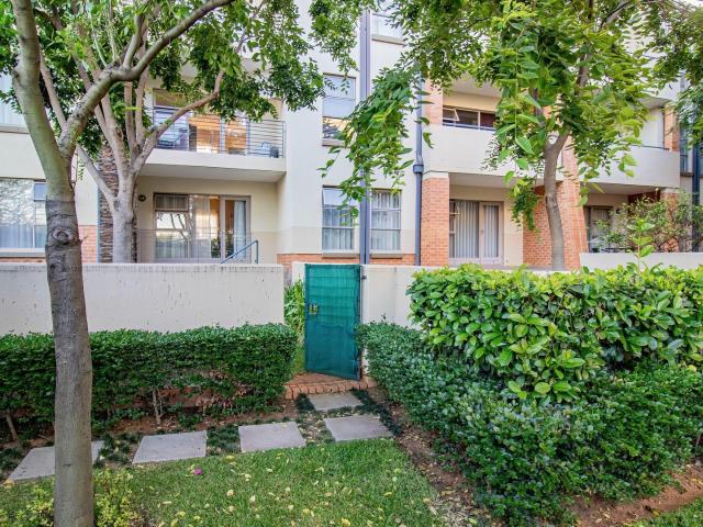 Apartment for sale in Sandton, City of Johannesburg Metropolitan Municipality