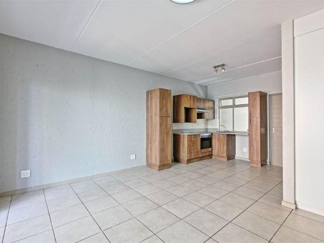 Apartment for sale in Vosloorus, Gauteng