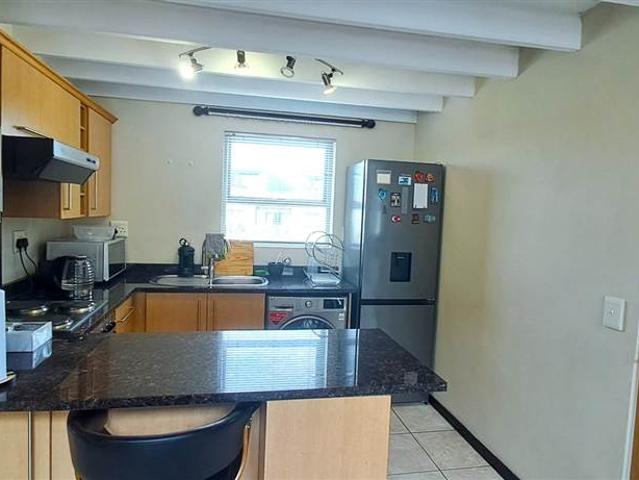 Apartment for sale in Vosloorus, Gauteng