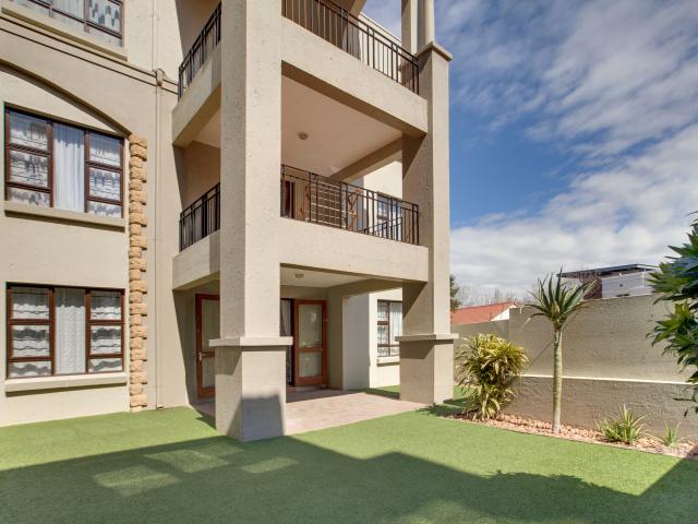 Apartment for sale in Alexandra, Gauteng