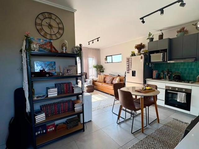 Apartment for rent in Waterkloof, Gauteng