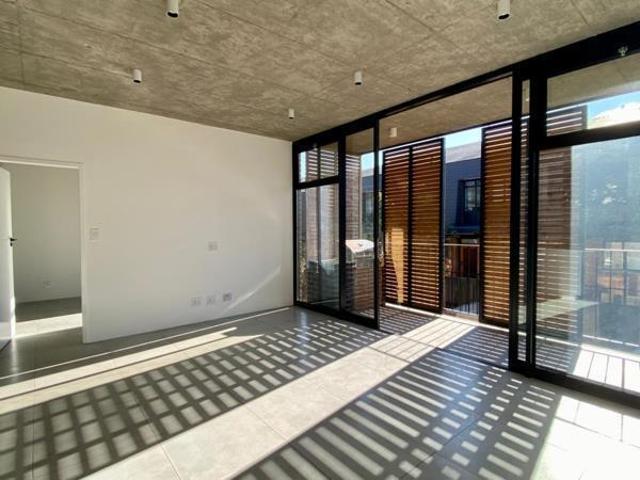 Apartment for rent in Waterkloof, Gauteng