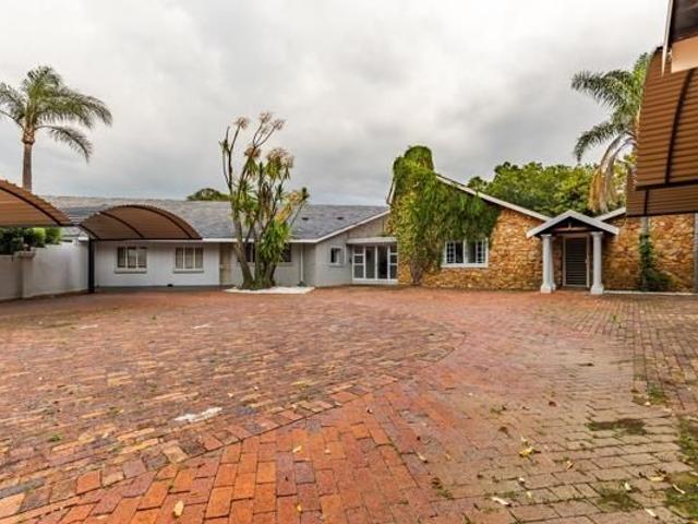 Apartment for rent in Waterkloof, Gauteng