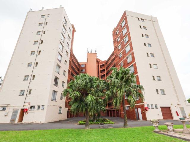 Apartment for sale in Queensburgh, Kwazulu-natal