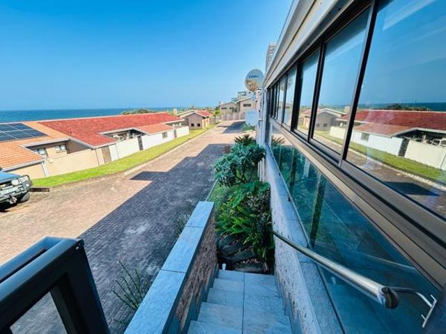 Apartment for sale in Margate, Hibiscus Coast Local Municipality