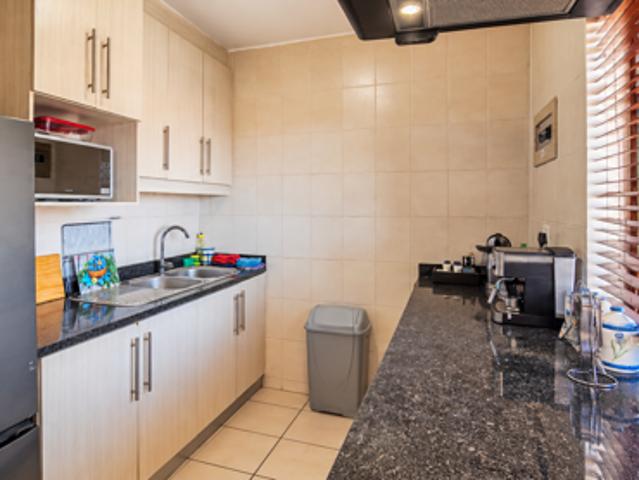 Apartment for sale in Margate, Hibiscus Coast Local Municipality