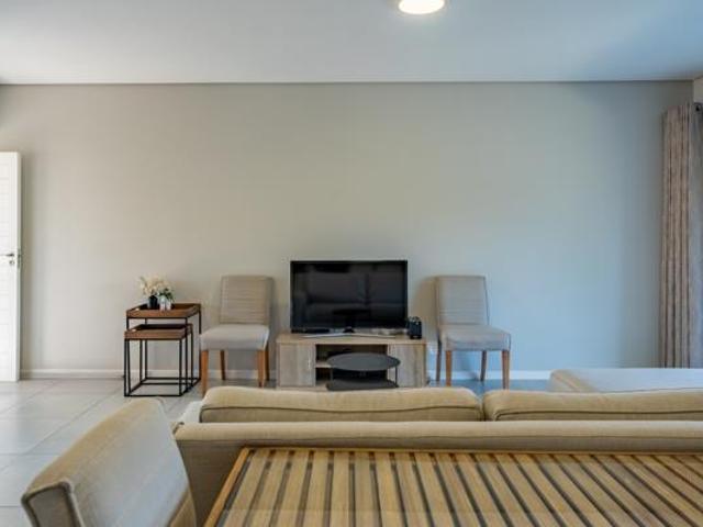 Apartment for rent in Princess Grant, Kwazulu-natal