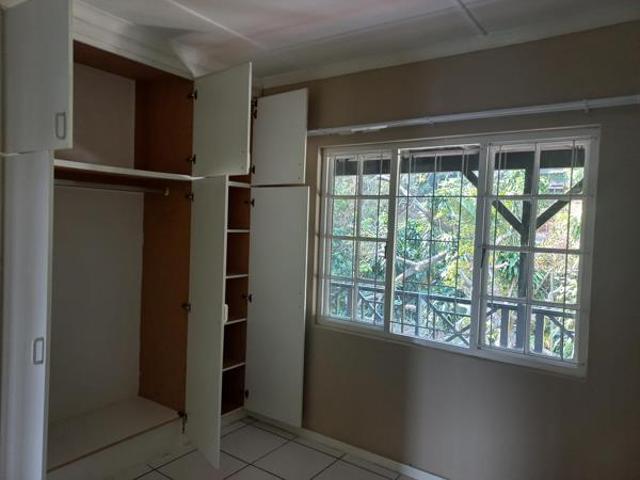 Apartment for rent in Seaview, Kwazulu-natal