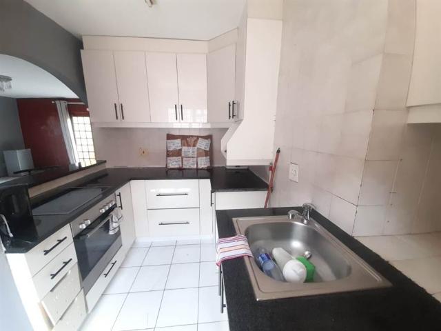 Apartment for sale in Seaview, Kwazulu-natal