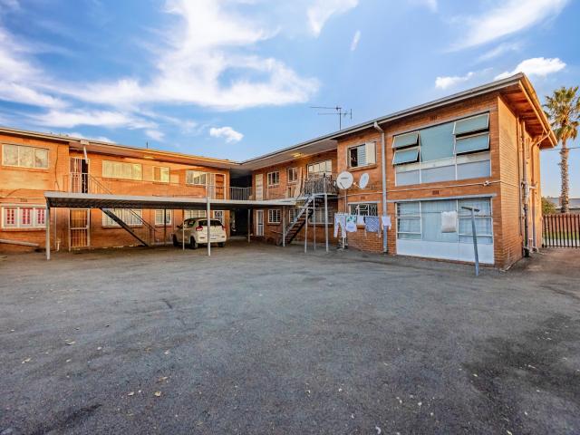 Apartment for sale in Nooitgedacht, Gauteng