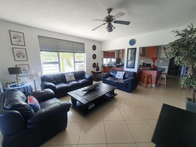 Apartment for sale in Ugu District Municipality, Kwazulu-natal