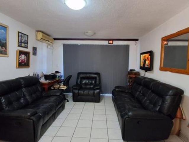 Apartment for sale in Ugu District Municipality, Kwazulu-natal