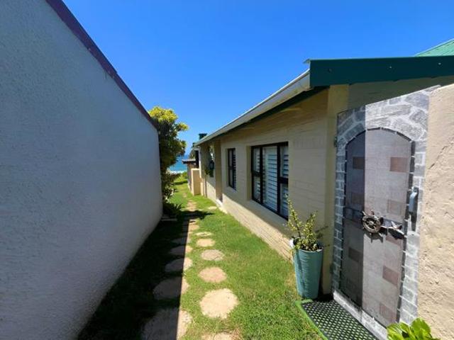 Apartment for sale in Ugu District Municipality, Kwazulu-natal