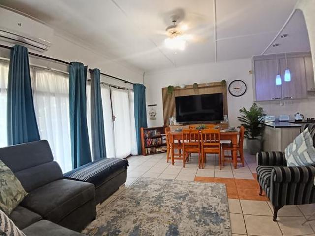 Apartment for sale in Ugu District Municipality, Kwazulu-natal