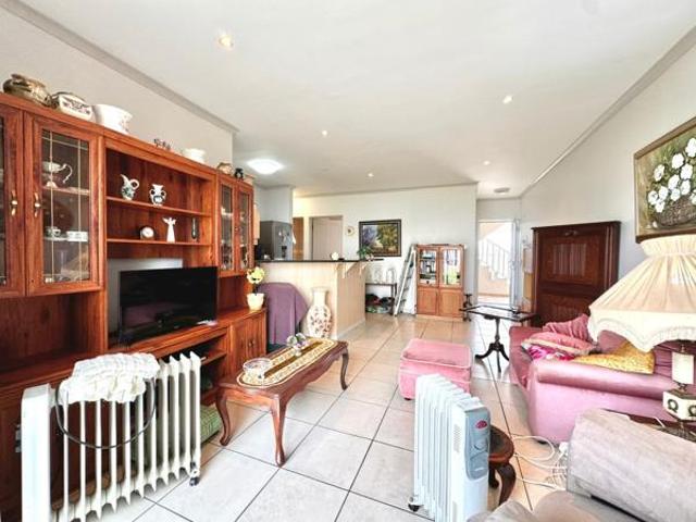 Apartment for sale in Cape St Francis, Eastern Cape