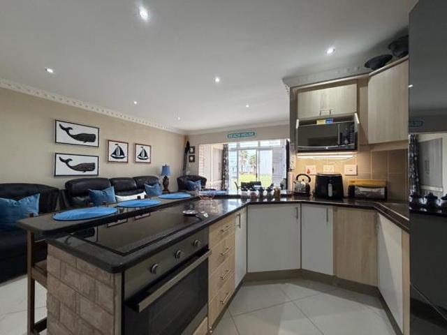 Apartment for sale in Cape St Francis, Eastern Cape