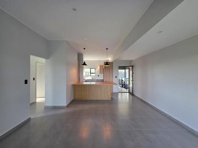 Apartment for sale in Jeffreys Bay, Kouga Local Municipality